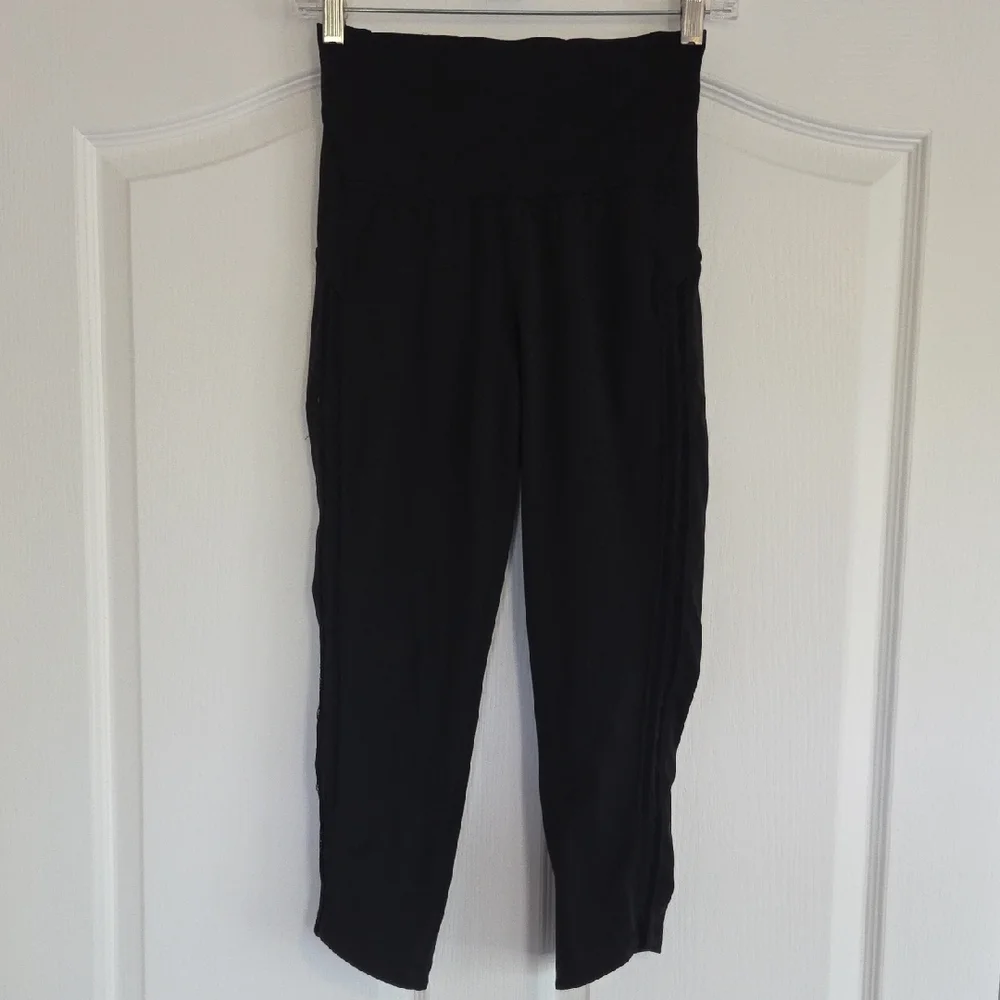 Lululemon Black Cropped Leggings